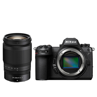 Nikon Nikon Z6 III + Z 24-200mm f/4-6.3 + SDXC 128GB
