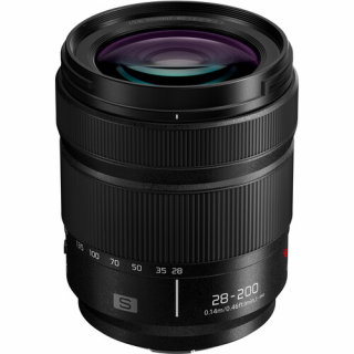 Panasonic Lumix S 28-200mm F4-7.1 -Noleggio