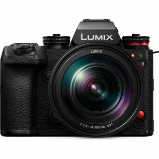Panasonic Lumix S1R II + 24-105 f4