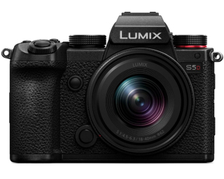 Panasonic Lumix S5D + ob.18-40