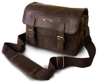 NIKON BORSA CS-P14 in pelle messenger