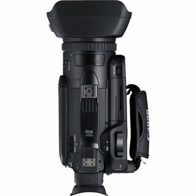  Canon XA50