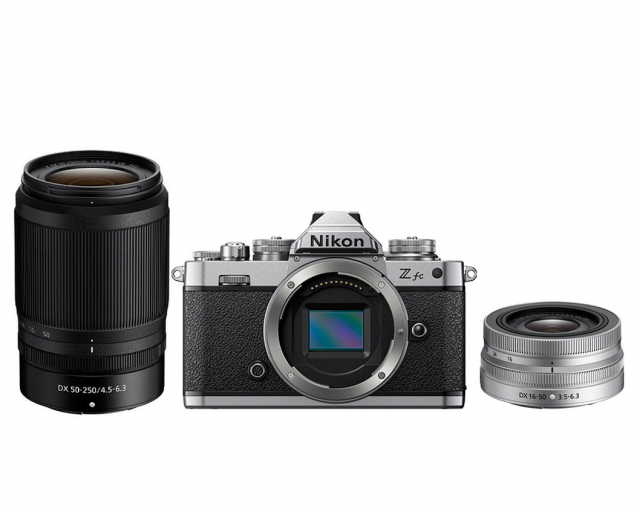 Nikon Nikon Z fc + Z DX 16-50 Silver + 50-250 + SD 64GB