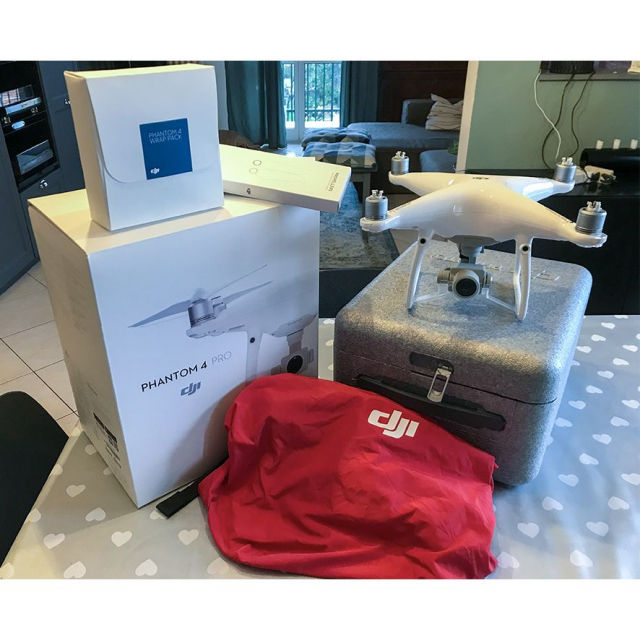  Phantom 4 Pro praticamente nuovo