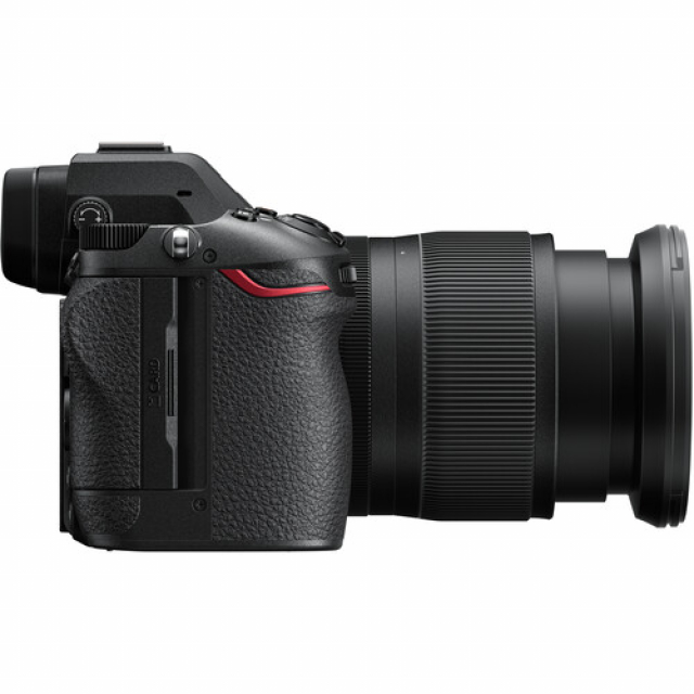 Nikon Nikon Z6 III + Z 24-70mm f/4 S + SDXC 128GB