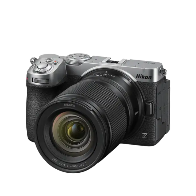 Nikon Nikon Z5 II C Silver + Z 24-105 f/4-7.1 + SDXC 128GB - Garanzia Nital (Mirrorless)