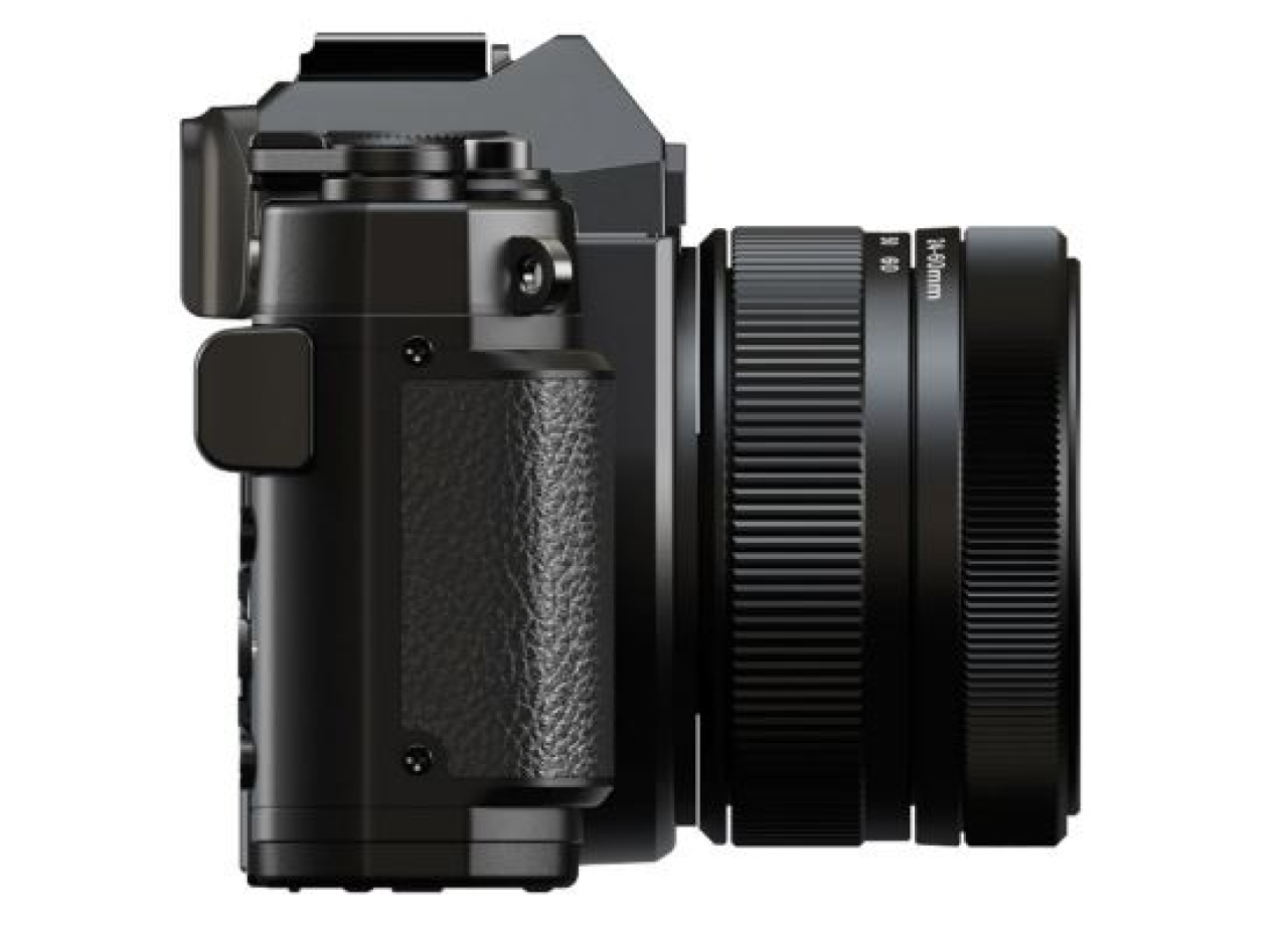 Yashica sYashica FX-DS300 con EVF(mirino elettronico)