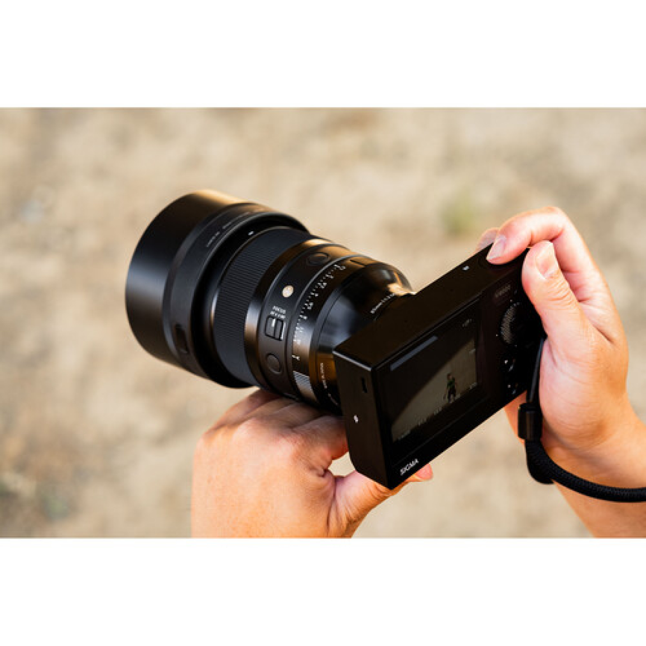 Sigma Sigma Ob. 85mm F/1.2 DG Art L-Mount