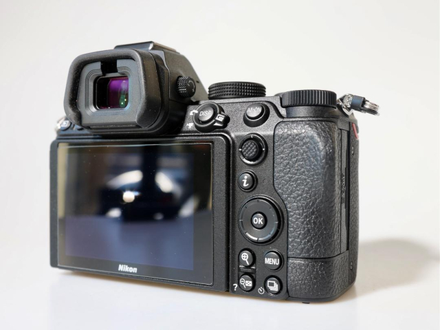 Nikon Nikon Z5 Body 